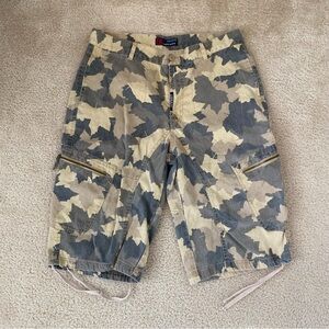 Liberty Men’s Camouflage Cargo Shorts Size 34